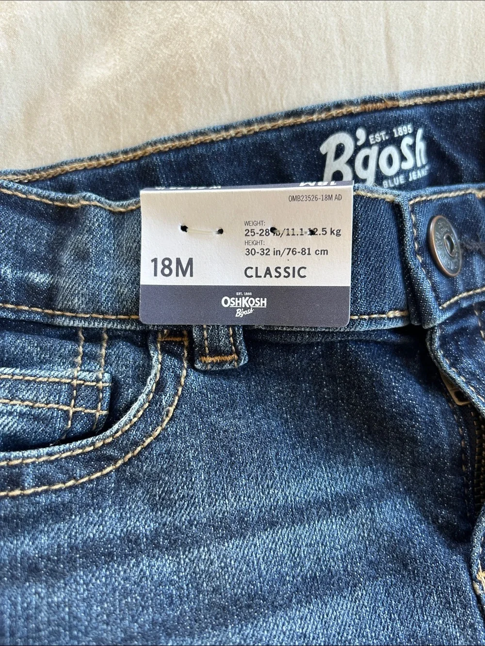 NWT Oshkosh 18M boy jeans. Classic.